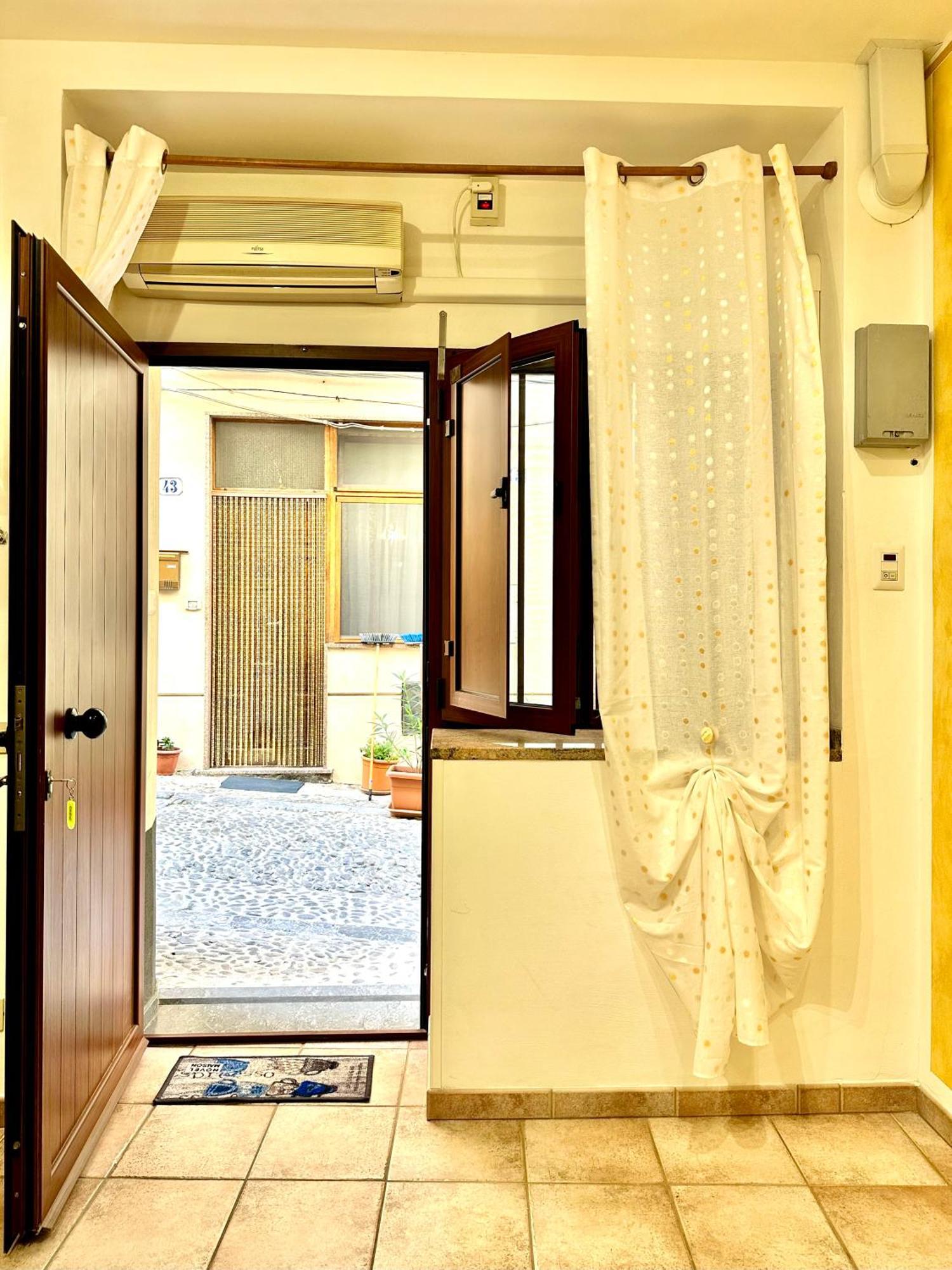 Apartamento Il Rifugio Del Marinaio By Housilia Cefalú Exterior foto
